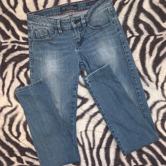GUESS Brittney Skinny Jeans - Resolute 2 Wash Blue - Picture 1 of 3